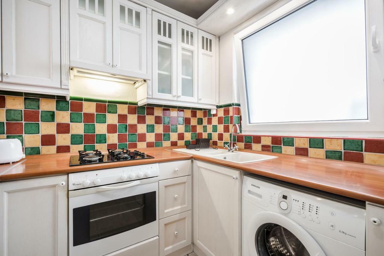 Bpr Golden Corner Suite With Balcony & A/C Budapest Exterior photo