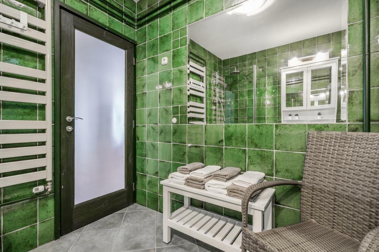 Bpr Golden Corner Suite With Balcony & A/C Budapest Exterior photo