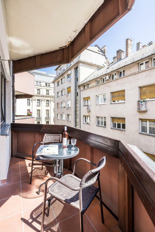 Bpr Golden Corner Suite With Balcony & A/C Budapest Exterior photo